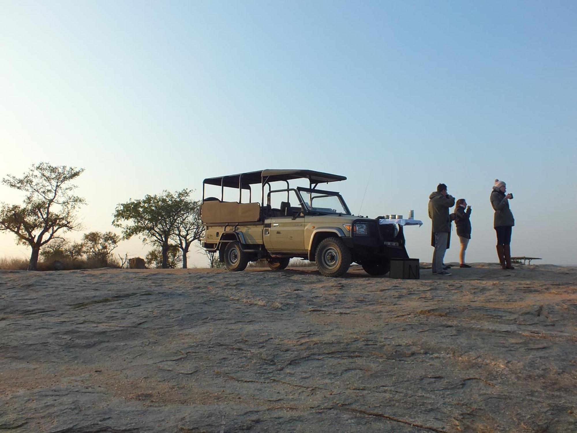 Rhino Post Safari Lodge Скукуза Экстерьер фото